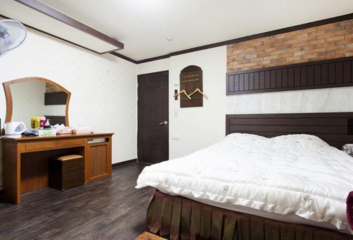 Bali Motel Daejeon Exteriör bild